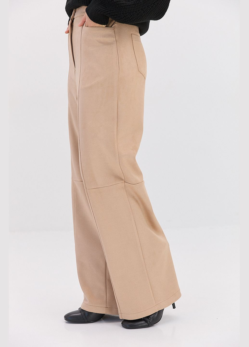 Замшевые женские брюки черные с декоративными швами Arjen (314901624)