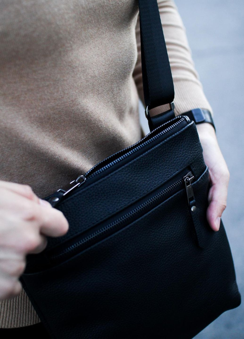 Кожаная сумка-мессенджер через плечо Vishnya (317574244)