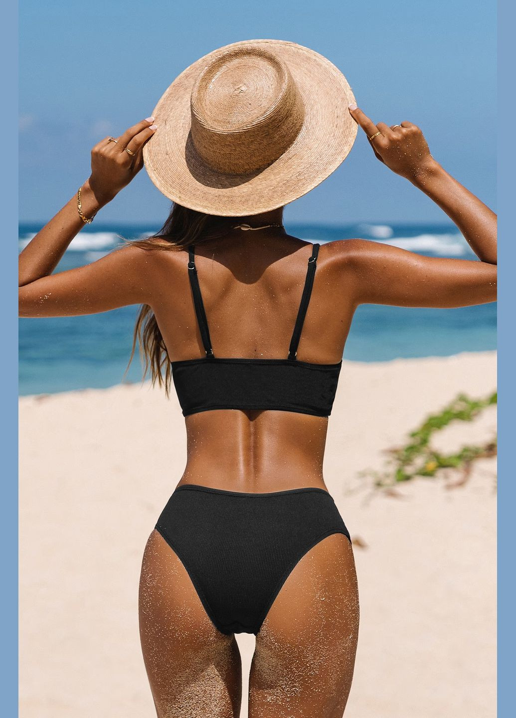 Чорний літній купальник (топ, труси) CUPSHE