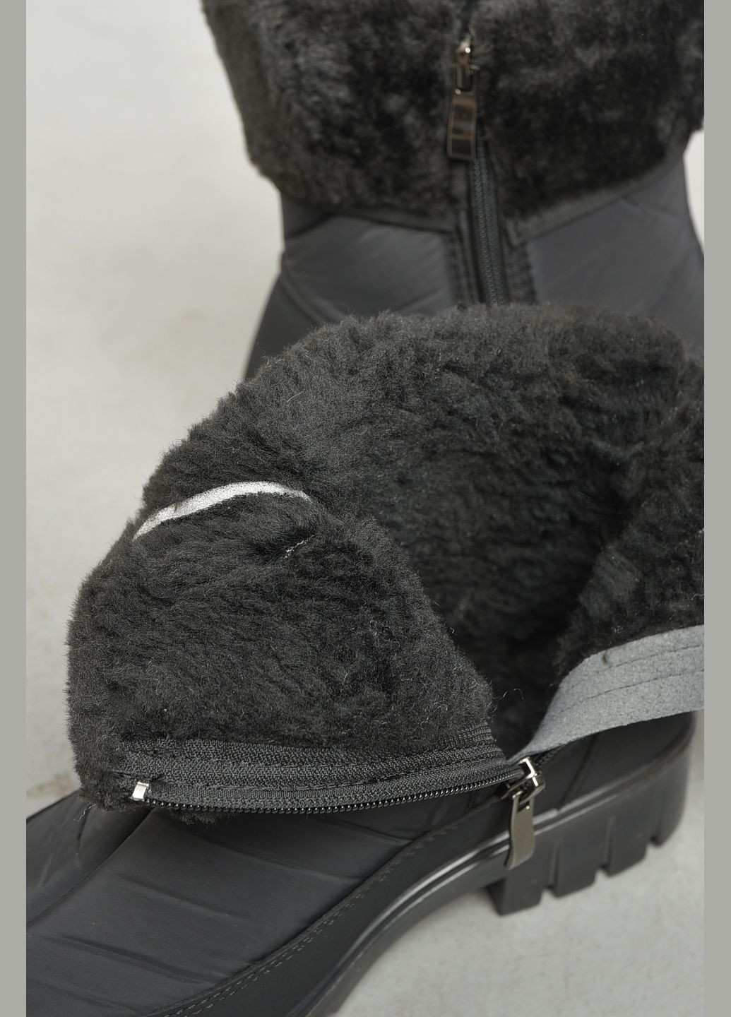 Дутики жіночі на хутрі чорного кольору Let's Shop (305573028)