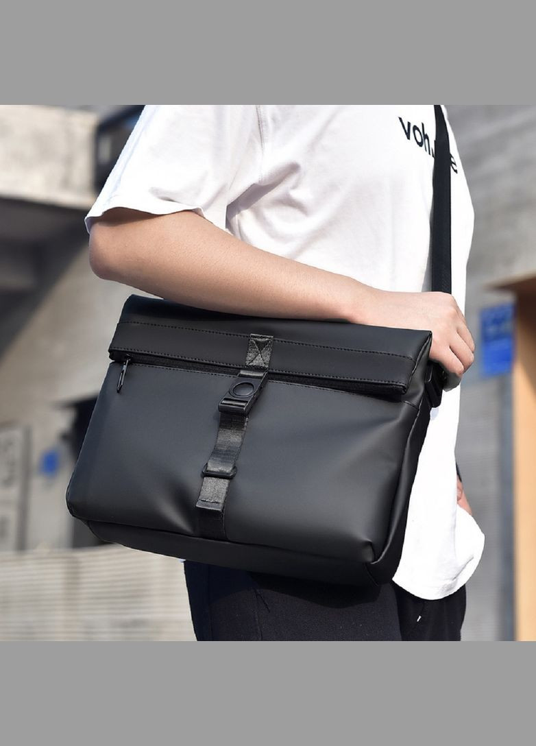 Черный горизонтальний текстильний мессенджер RoyalBag ATN02-BBL2185A (297983856)