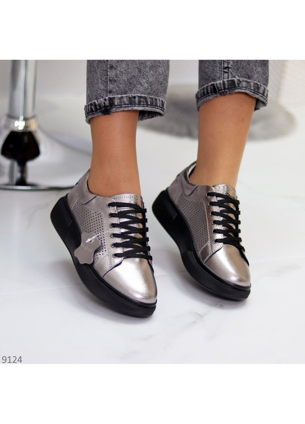 089 Кросівки Шкіряні Сріблясті з перфорацією KDSL срібні літо (303360489)
