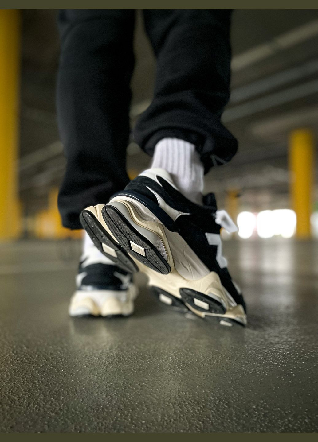 Черные демисезонные кроссовки мужские и женские new balance 9060 black/white | нью баланс 9060 черные No Brand