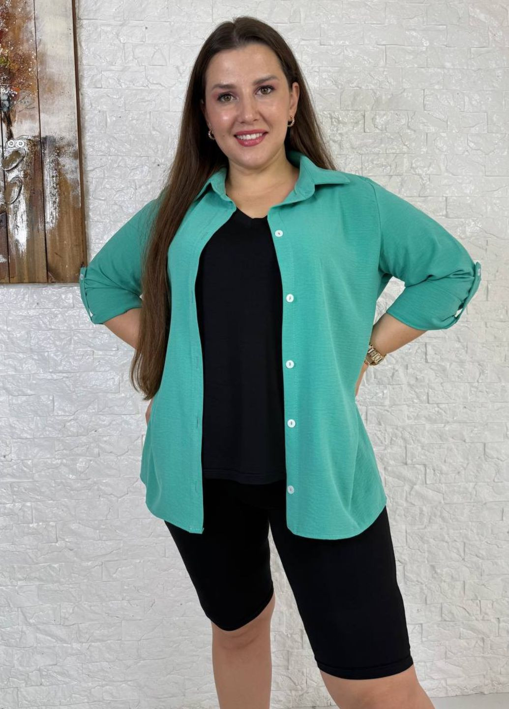 Базовий повсякденний легкий літній костюм трійка: футболка + сорочка + шорти Україна (331236971)