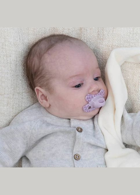 Пустушка силіконова Natural Newborn Lilac Curls, симетрична, 0+ міс. () Difrax 113 Lilac_curls (335031019)