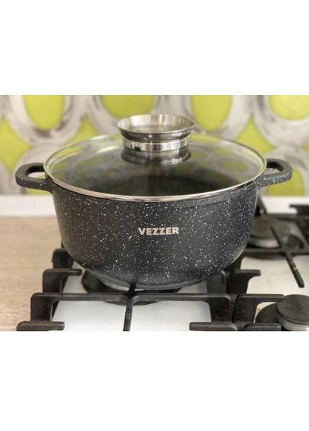 Кастрюля с крышкой VZ8004 20 см 2.5 л черная Vezzer (348133812)