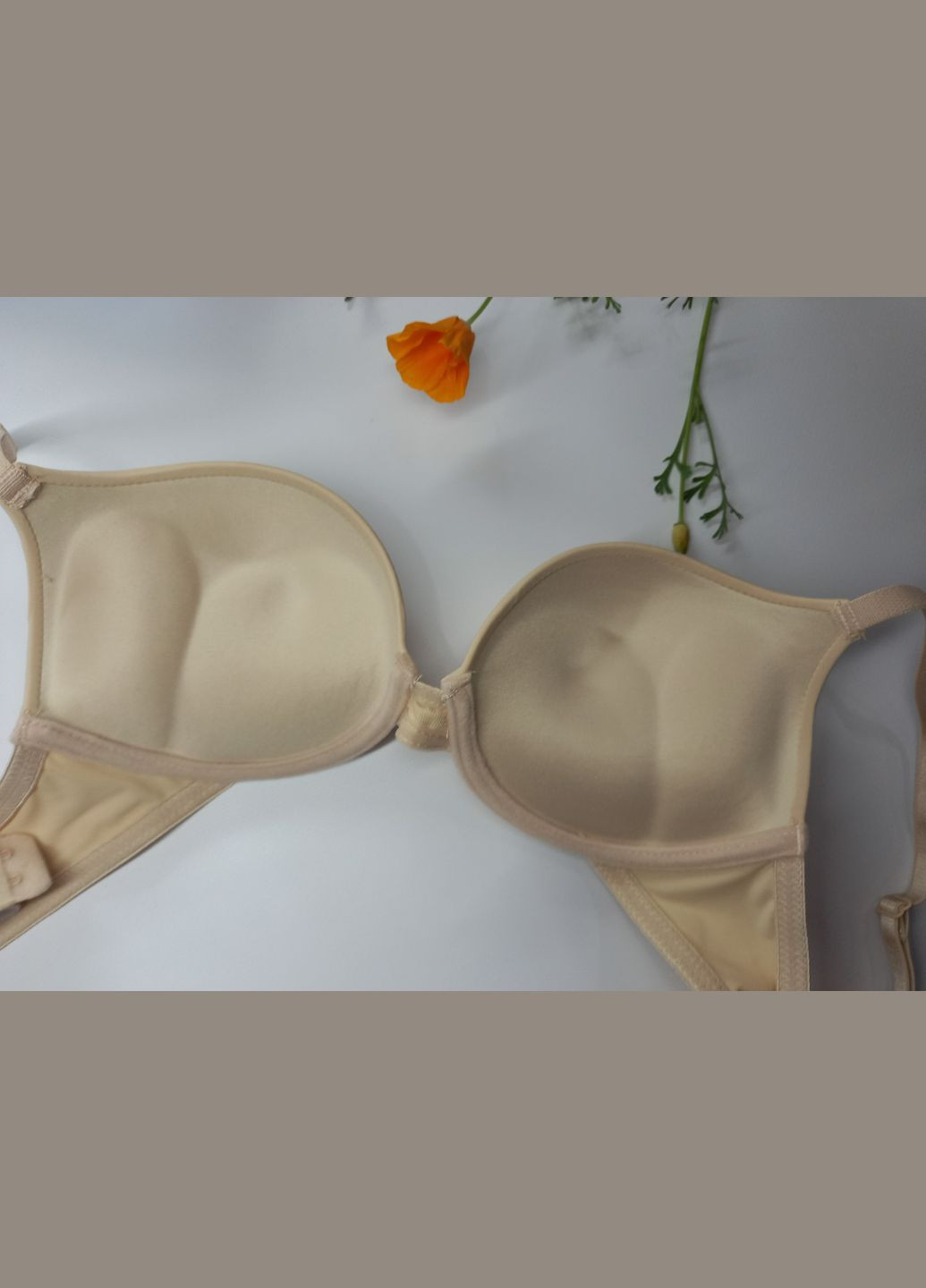 Бежевий чудовий жіночій бюст love incredibile з пушап +2 розміри розмір 70в Love and Bra поліестер