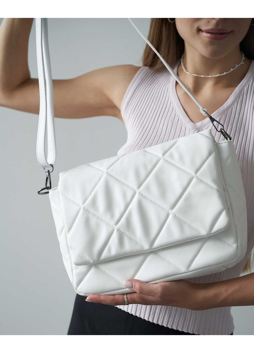 Сумка жіноча біла екокожа для повсякденного використання з магнітом та блискавкою ProDobro (367264970)