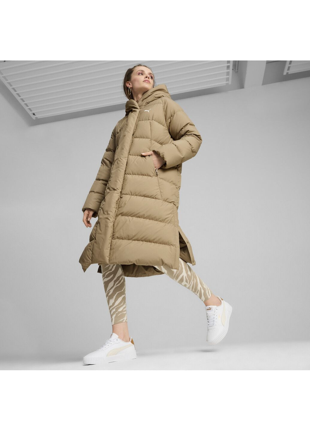 Бежевий демісезонний Пуховик Puma
