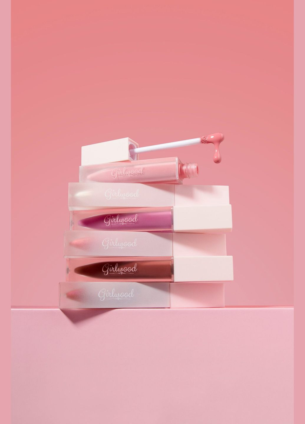 Блеск для губ с легким шимером Girlwood (299318793)