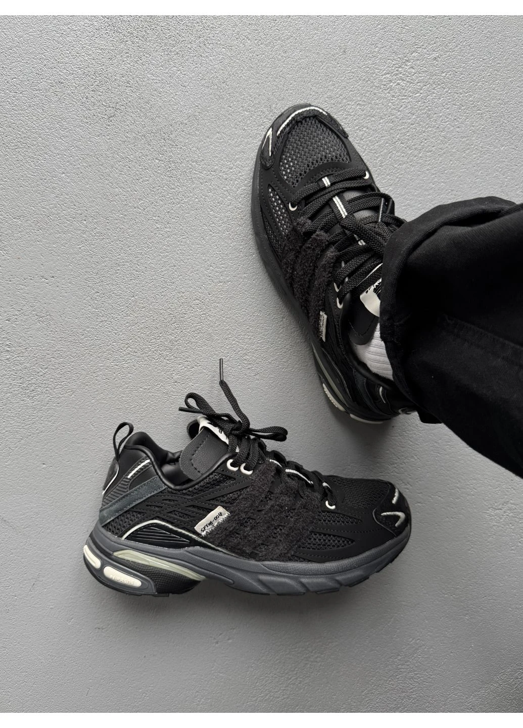 Чорні кросівки чоловічі adidas adistar coushion x s.f.t.m. black адідас адістар чорні демісезон No Brand