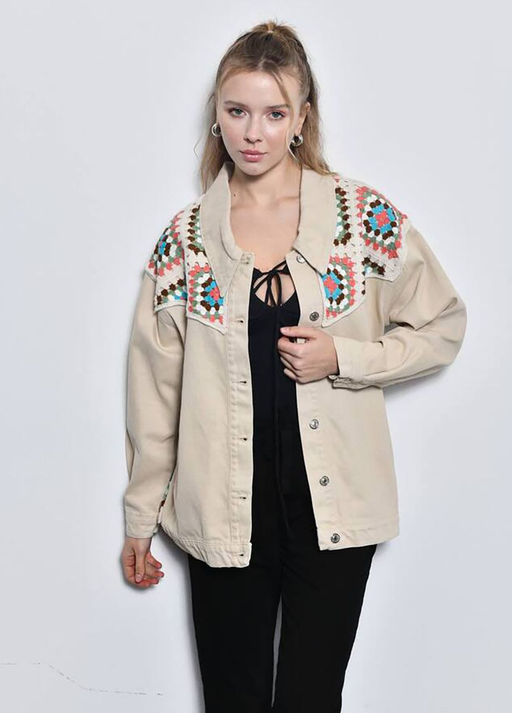 Бежевая демисезонная куртка джинсовая Veto jeans