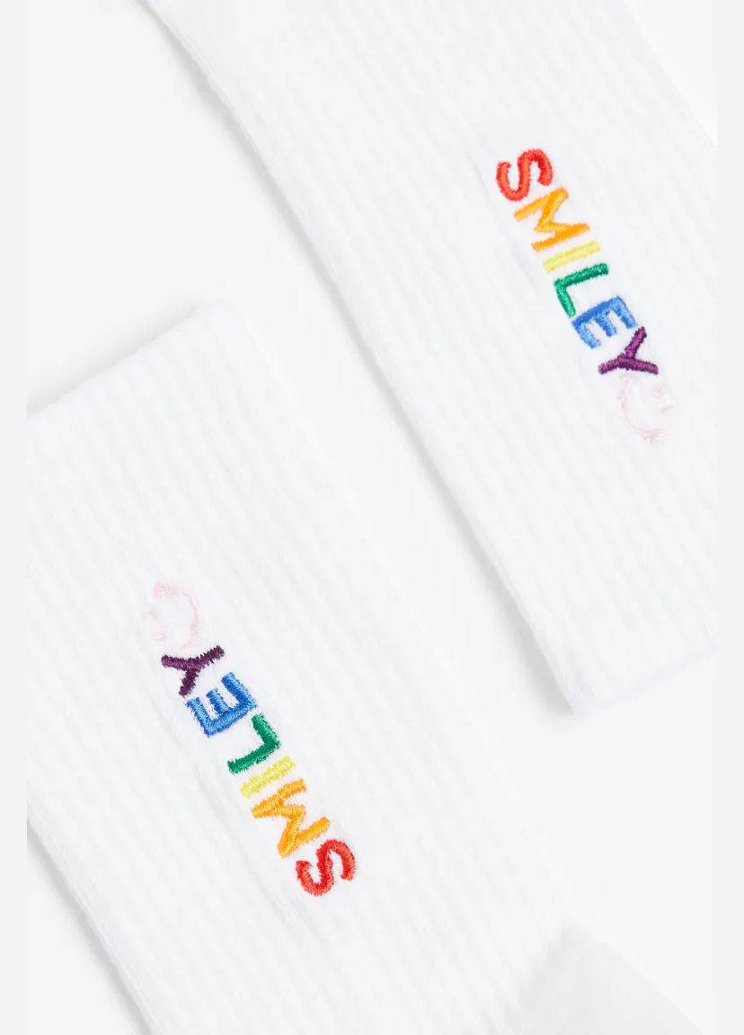 Шкарпетки махра з широкою резинкою для жінки 1072353-059 білий H&M (286328180)