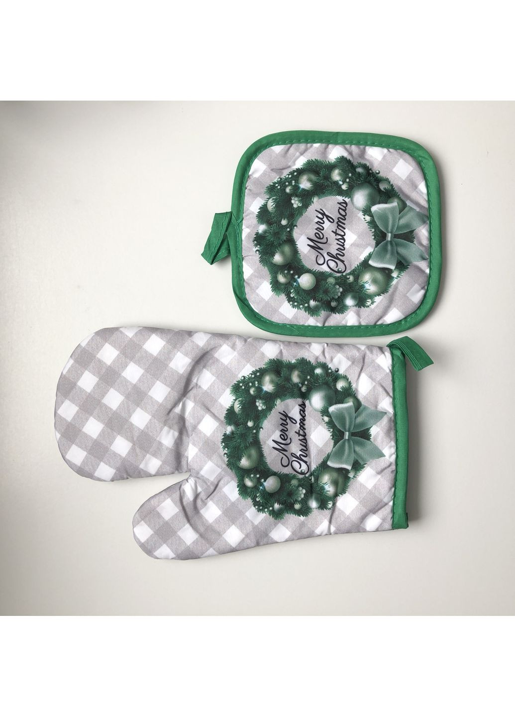 Новогодний подарочный набор кухонная перчатка и прихватка подарка (арт. 1708) No Brand (369962977)