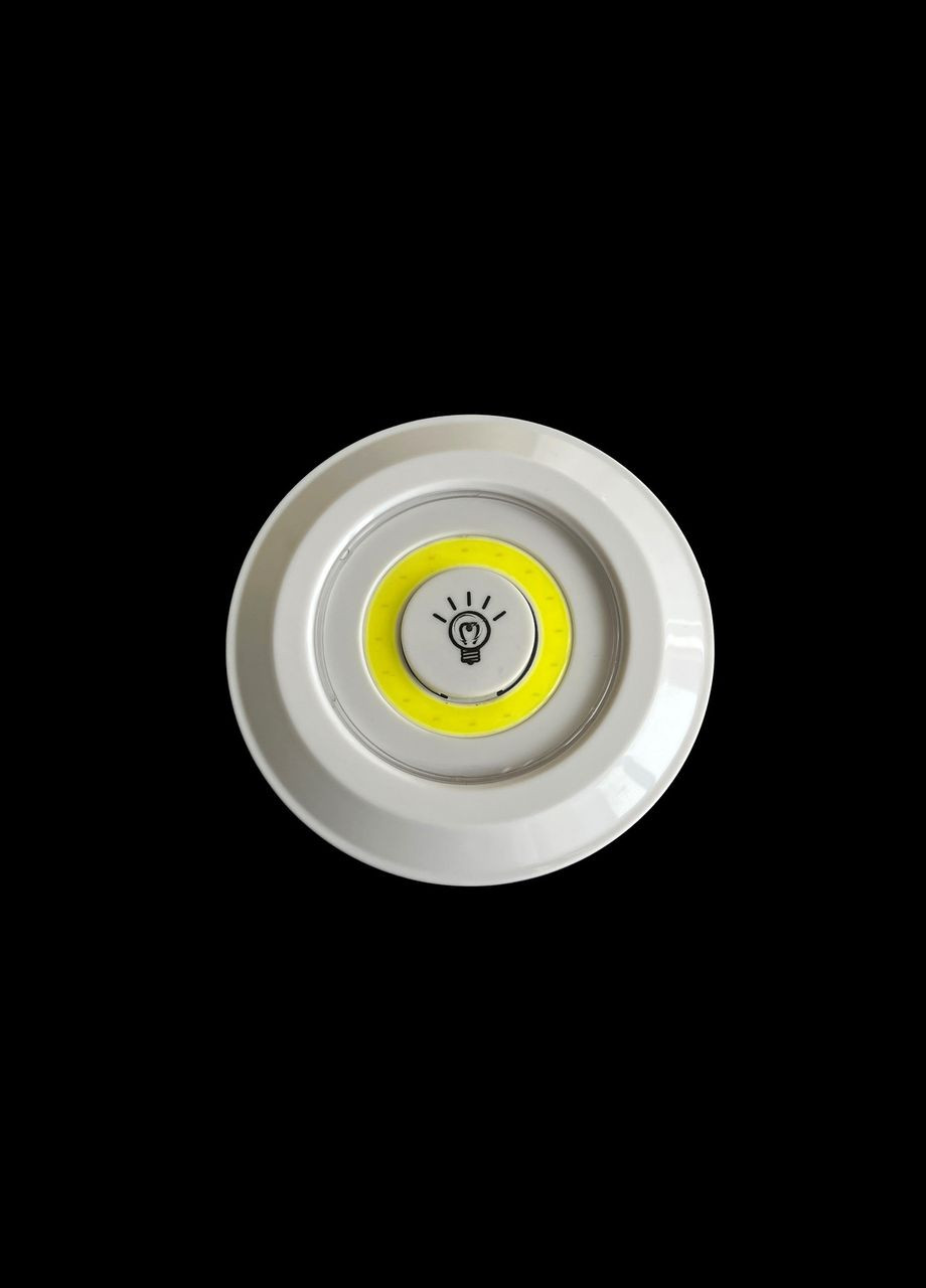 Удобный светодиодный ночник с пультом управления белый свет (OK0038_1) No Brand (315885373)