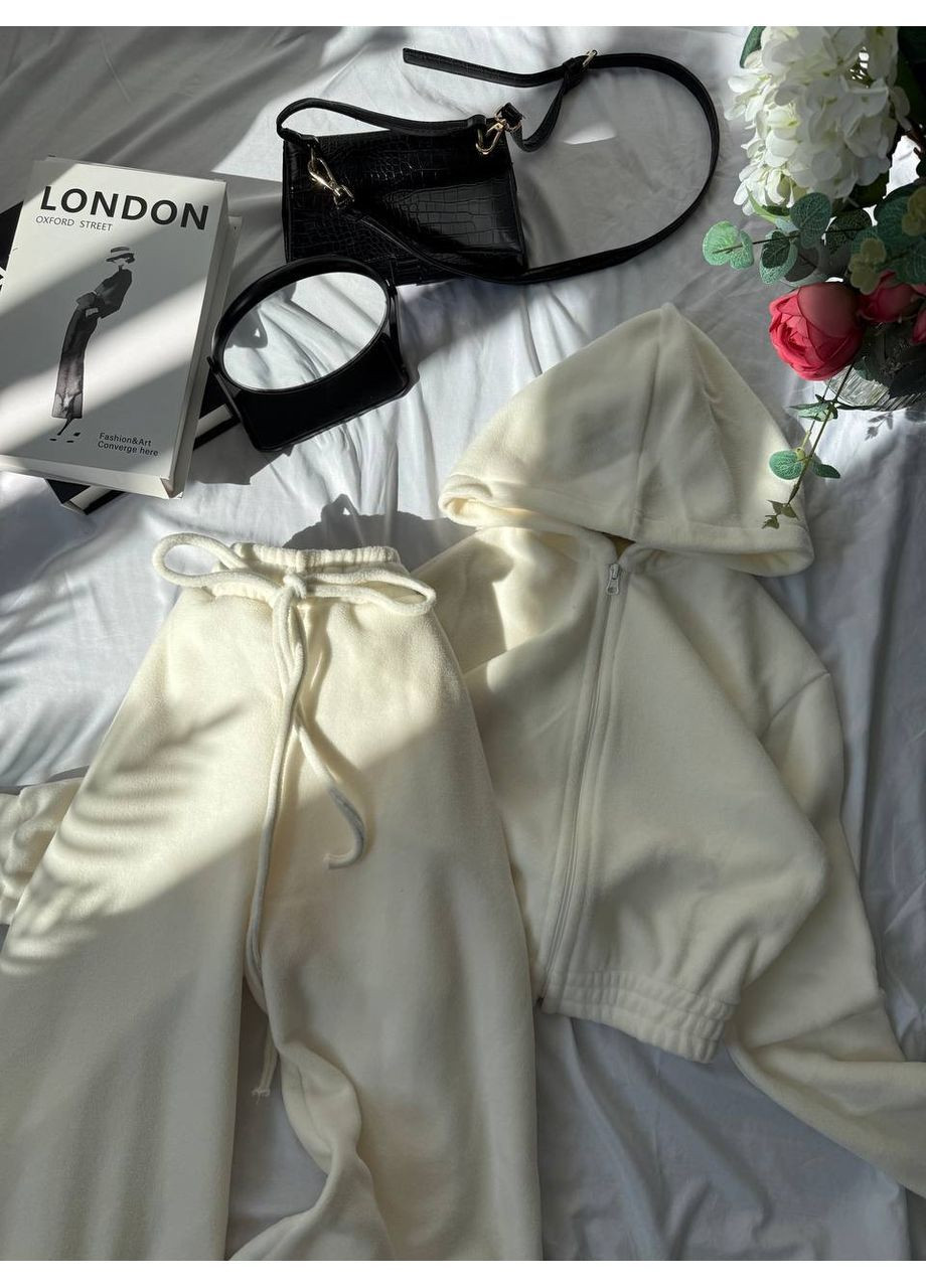 Стильний жіночий спортивний костюм No Brand (370677941)