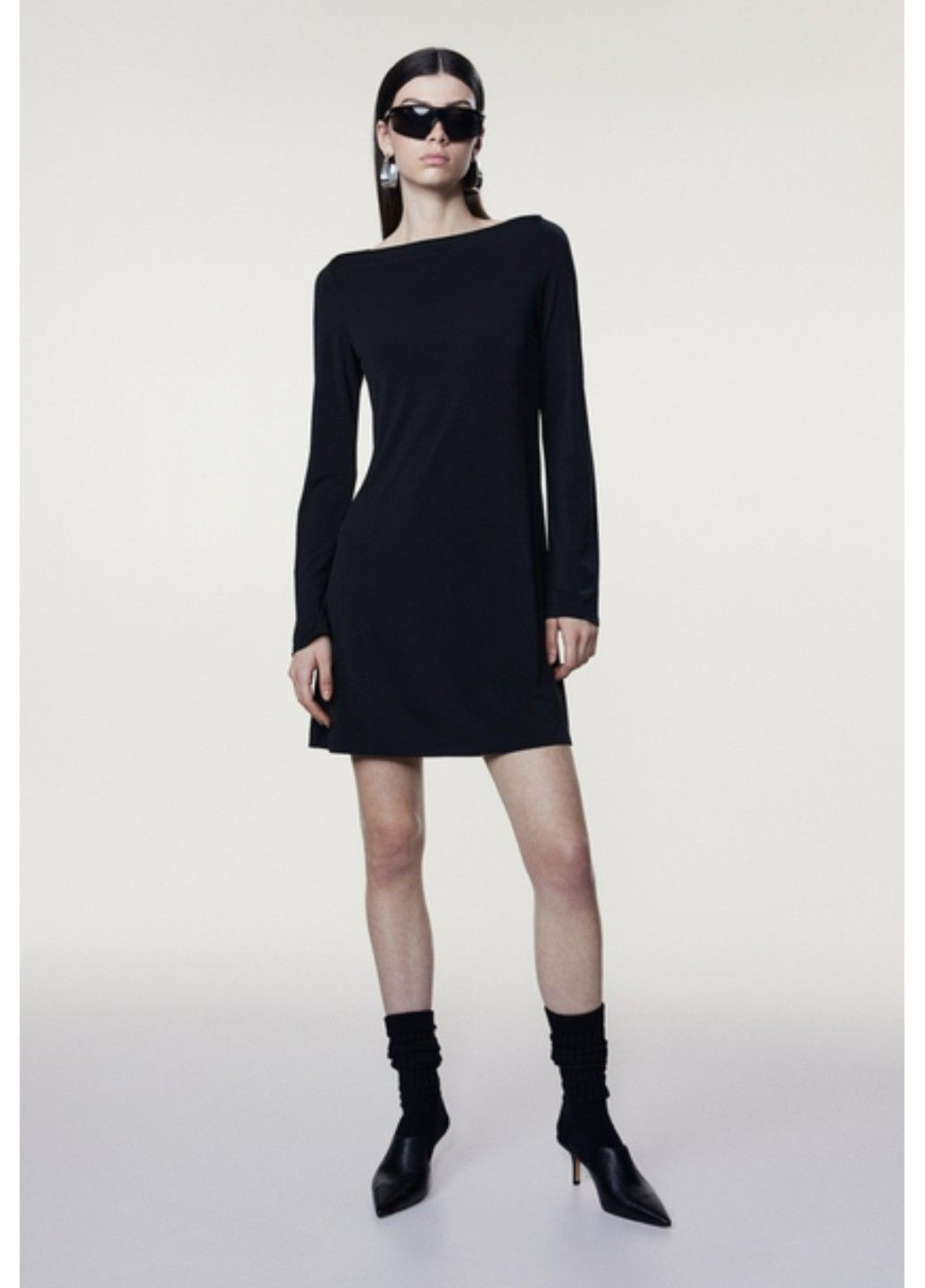 Черное коктейльное женское трикотажное платье с длинными рукавами н&м (57140) xs черное H&M