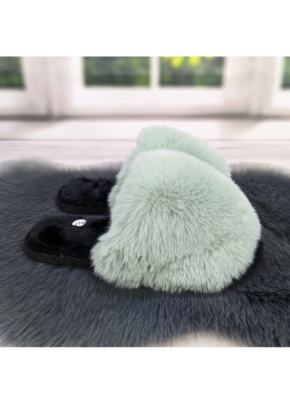 Оливковые тапочки меховые женские с открытым носком Fashion