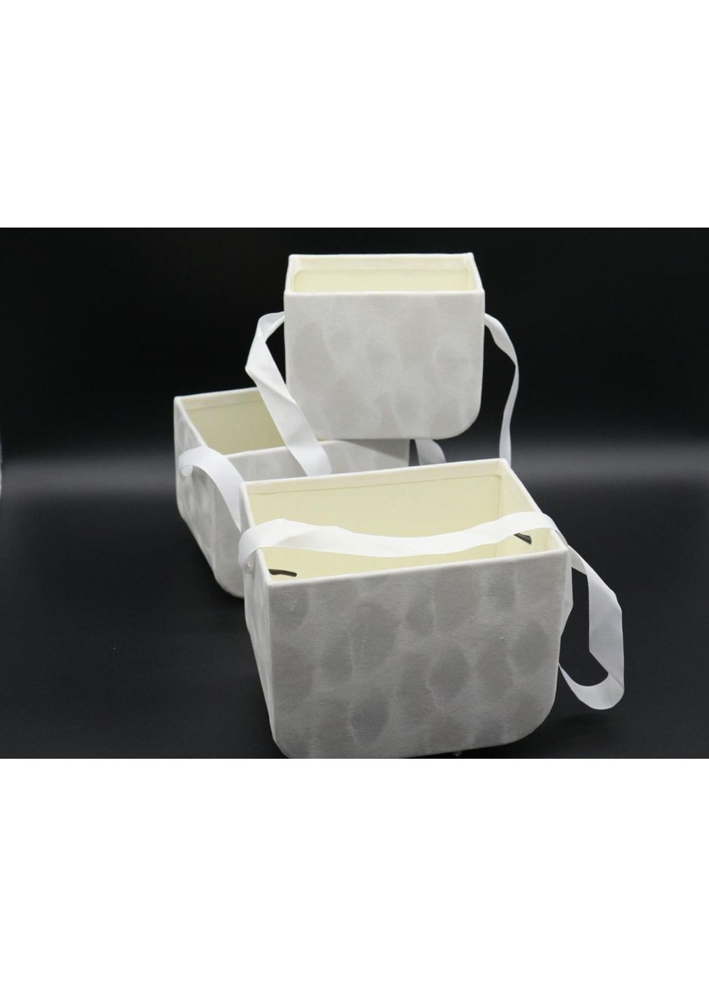 Коробки для квітів оксамитові. Колір білий. 3шт/комплект. 17х12х13см HM furnitura (365248704)