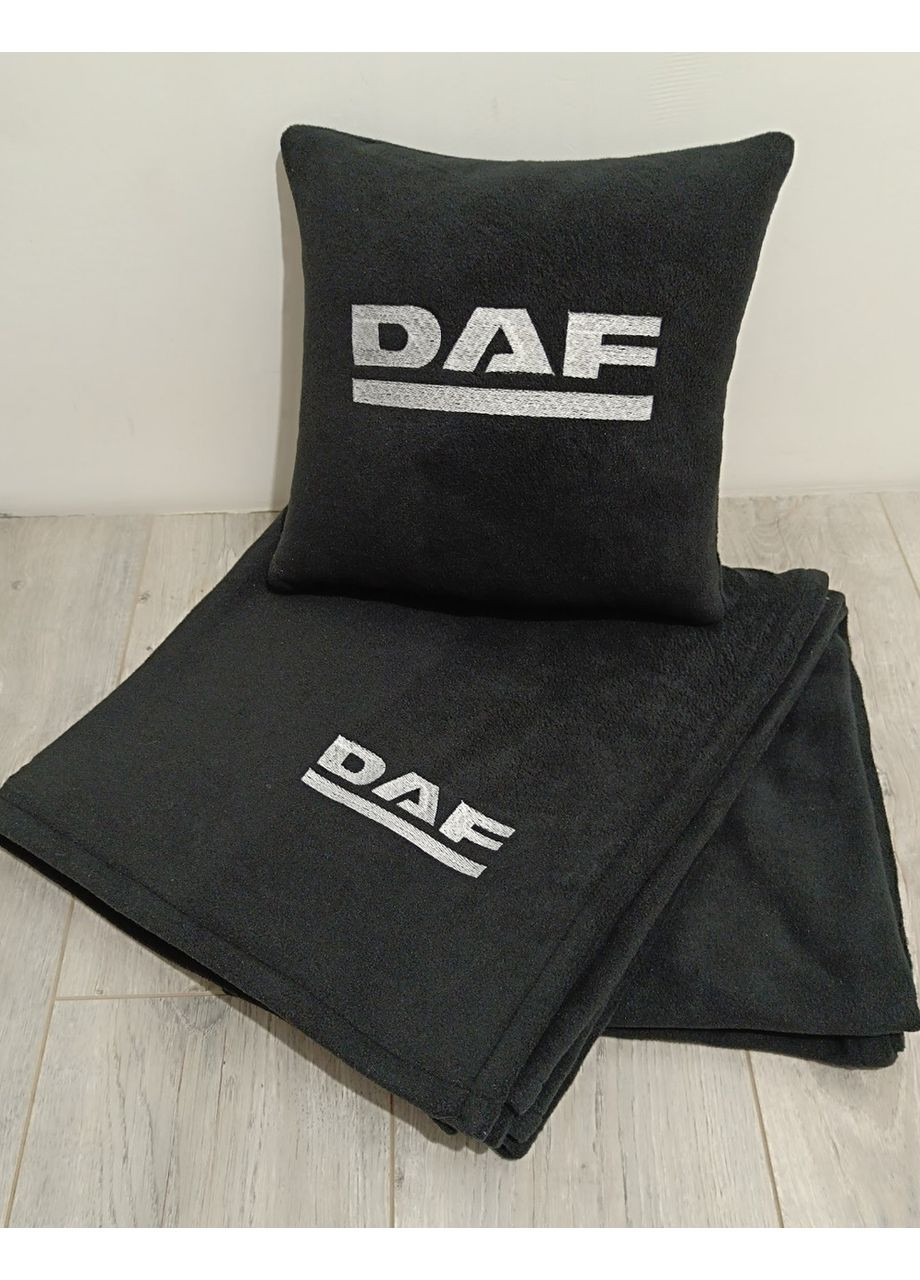 Автомобильный плед и подушка с вышивкой логотипа "DAF" 40*40 см No Brand (369717286)