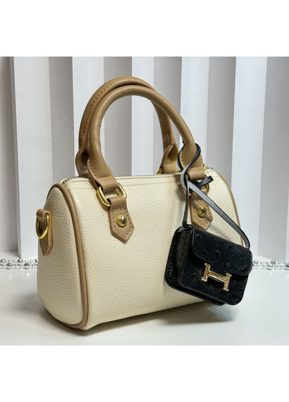 Міні сумочка-брелок чорна з фактурою страуса. Стильний брелок на сумку B&S (370439511)