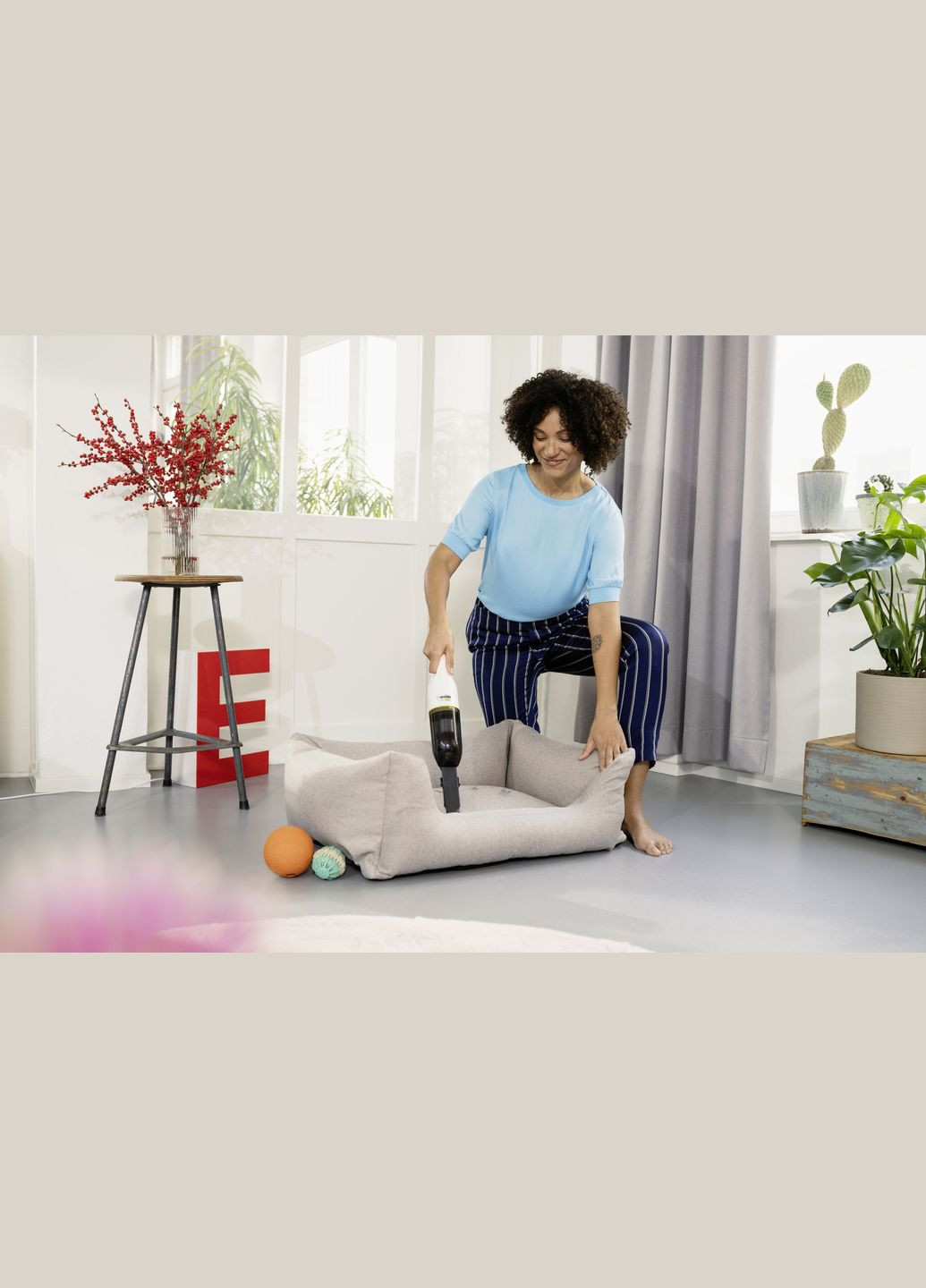 Акумуляторний пилосос CVH 2 (1.198-330.0) KARCHER (317863854)