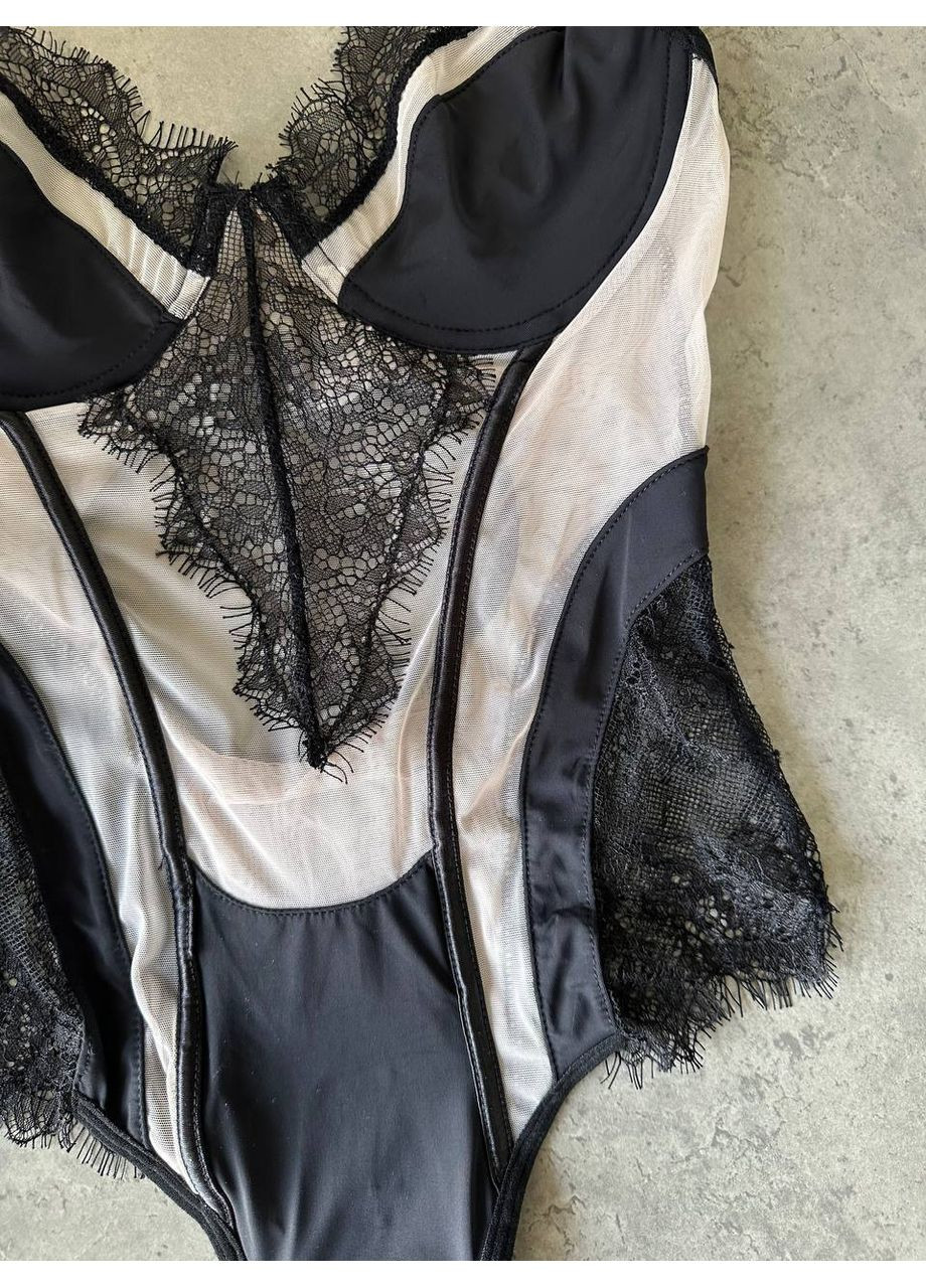 Боді чорне з чашечкою та регульованими шлейками Vital-Textile 132/45 (361853724)