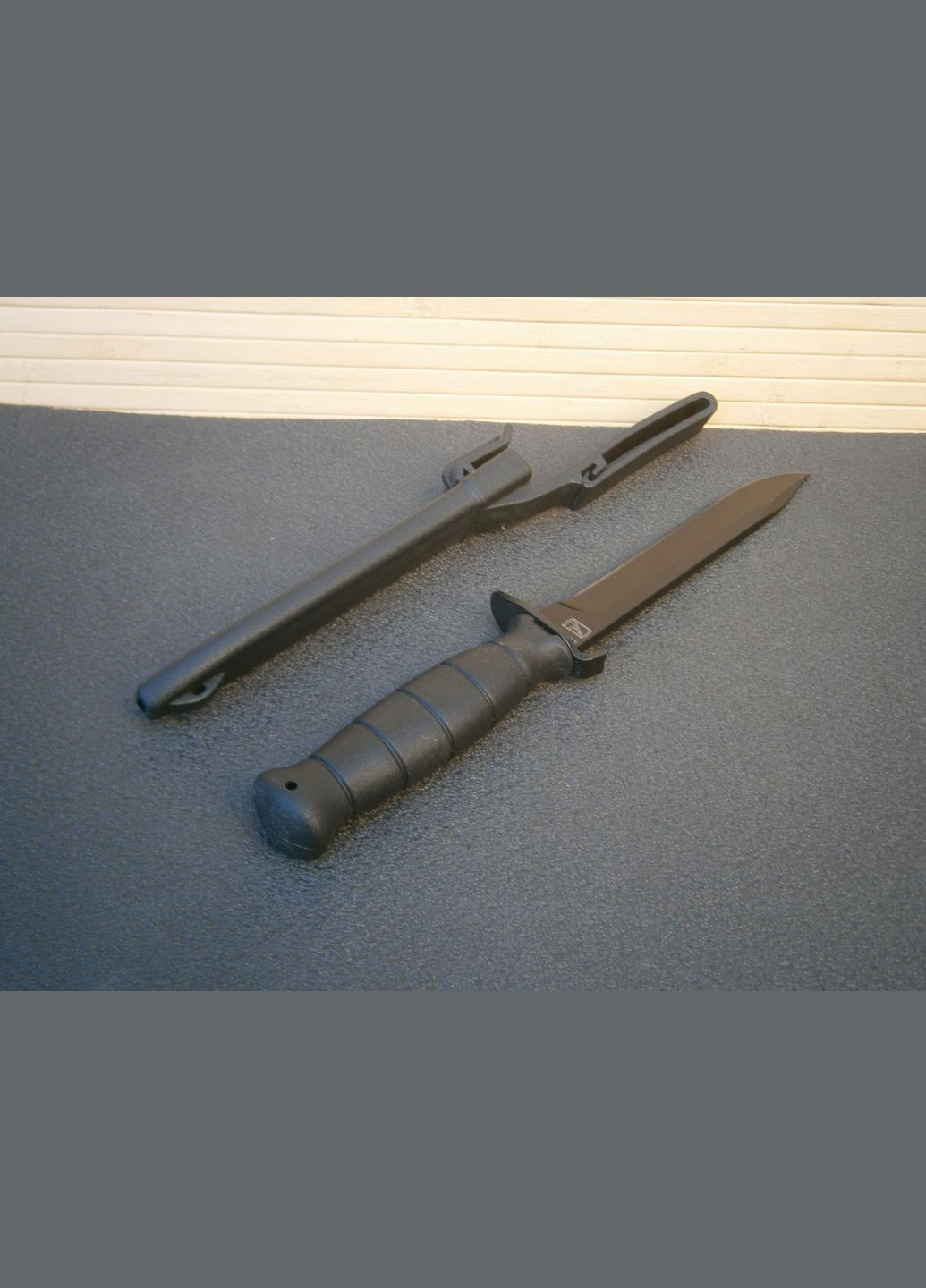 Нож Extrema Ratio СОО 360А с чехлом черный 29 см No Brand (302391786)