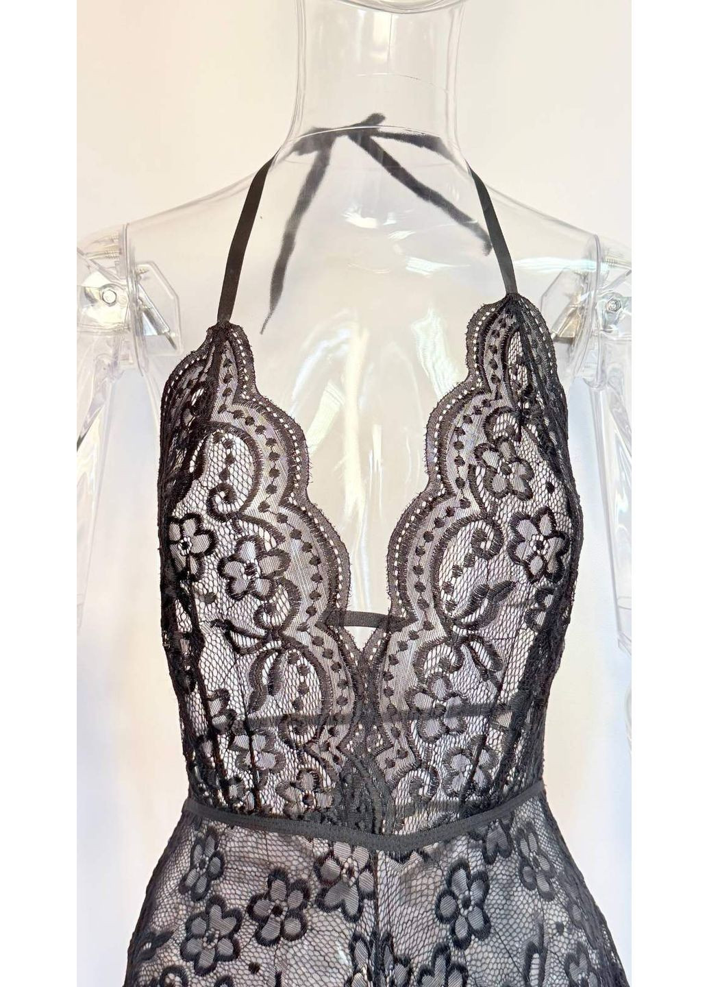 Боді Monro з відкритим доступом жіноча бодік білизна в мереживо вишитими квітами зав`язки на шиї No Brand Боді Monro червоний (367833671)