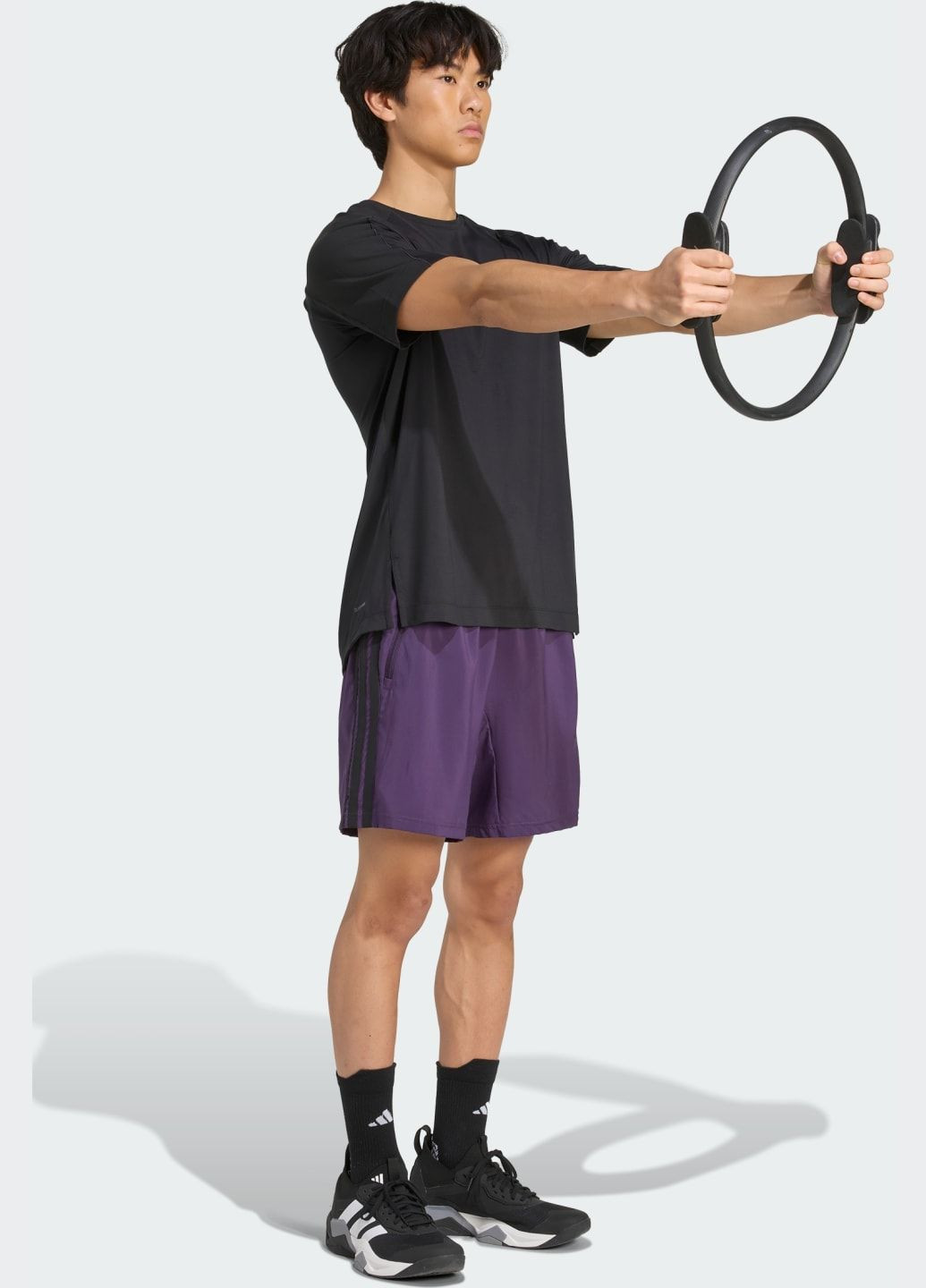 Шорты Essentials Training 3-Stripes Woven adidas (360429485)