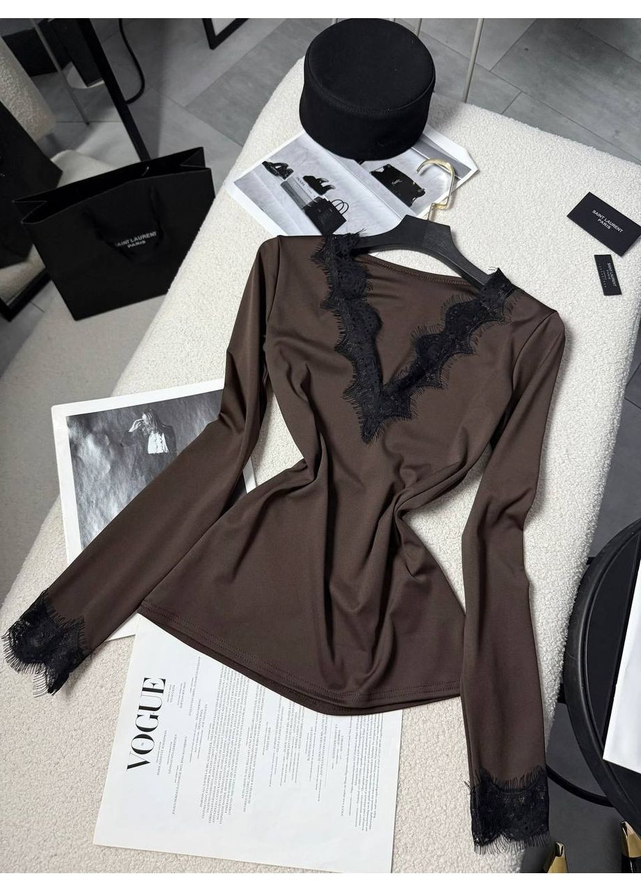 Лонгслив женский с кружевным декольте MonCher (373069904)