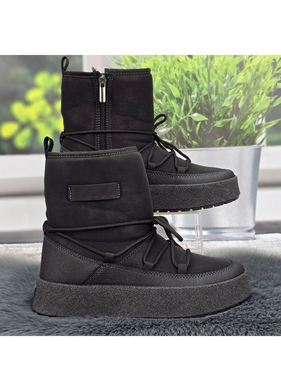 Зимние сапоги угги черные женские зимние утепленные на молнии Paolla