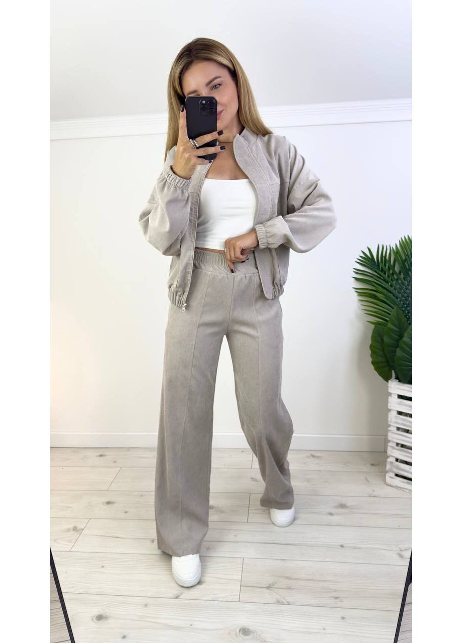 Жіночий костюм з мікровельвету з курткою на замку Україна (356683228)