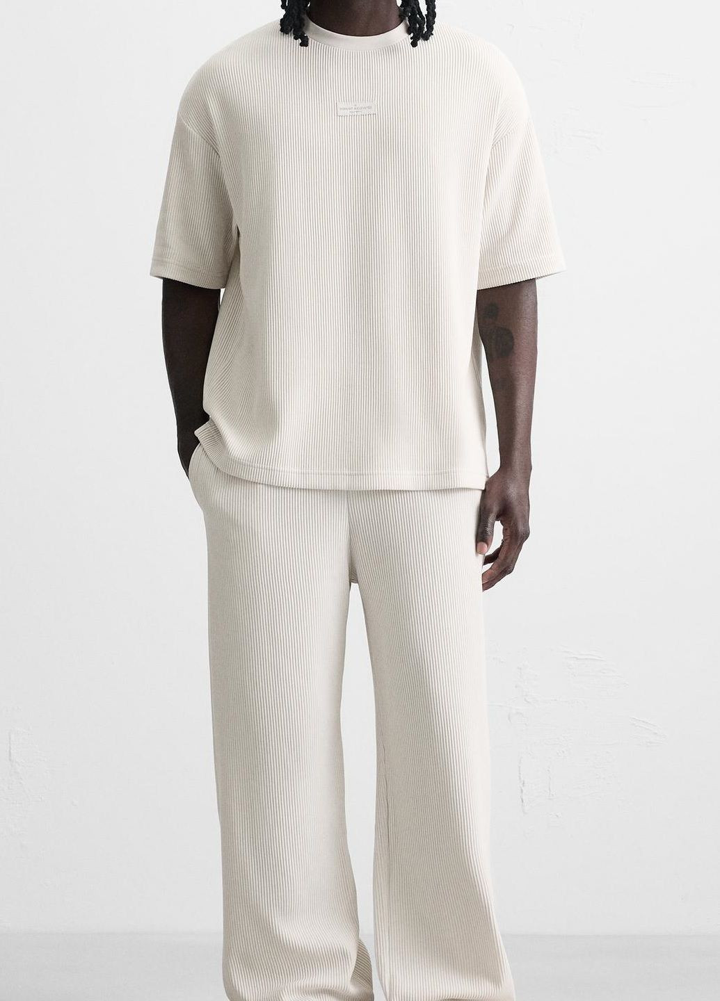 Айвори футболка Zara