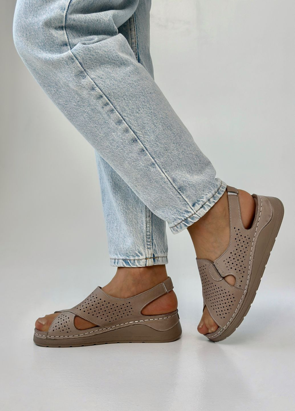 Кофейные босоножки женские кожаные на полную ножку Sherlock Soon