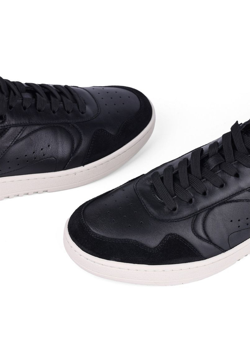 Чорні чоловічі кеди m018a-6-mm3/mx3 чорний шкіра MIRATON