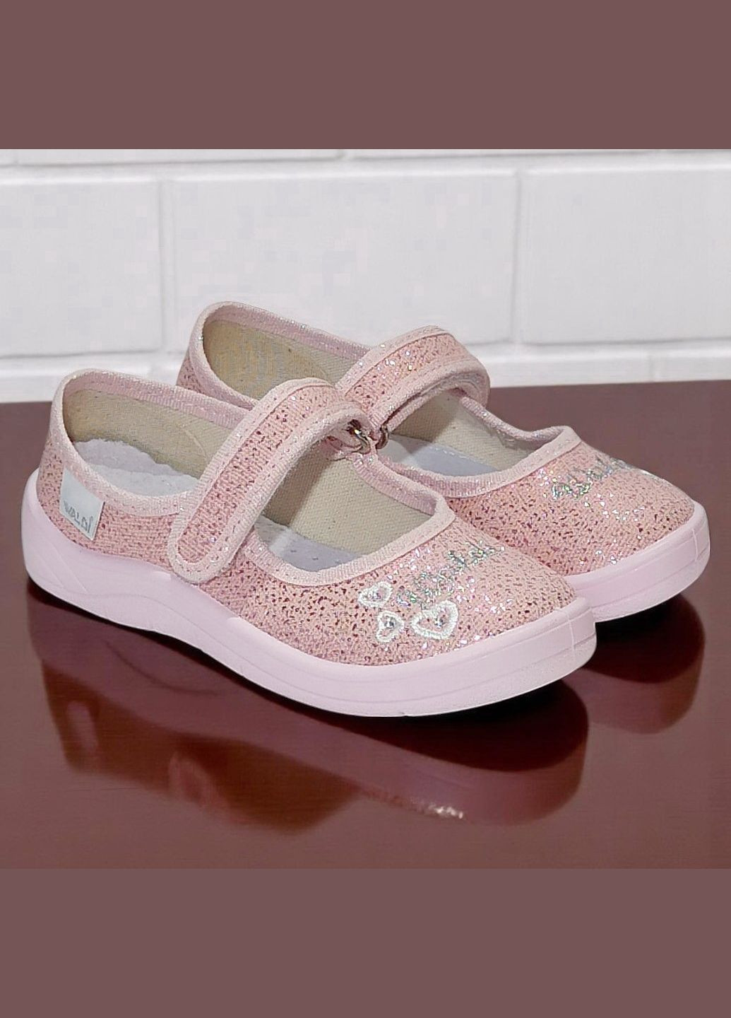 Ортопедичні тапочки закриті капчики на липучках для дівчинки Валді Waldi (332625429)