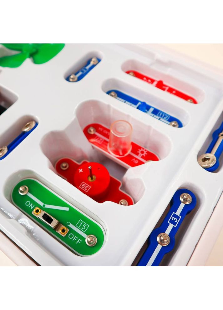 Конструктор электронный Чистая энергия (D70704) DOKA (323045387)