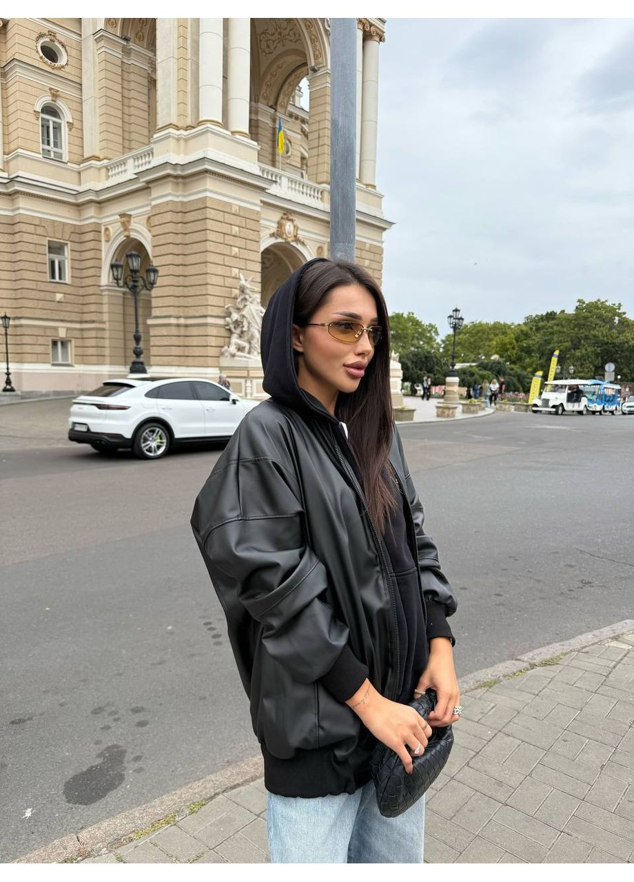 Чорна демісезонна куртка N.Family