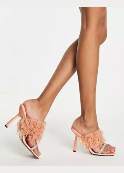 Шльопанці мюлі Asos nettle faux feather embellished heeled mules in apricot (291015247)
