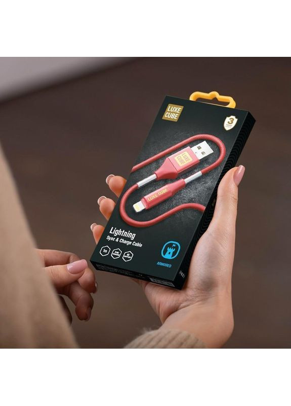 Кабель Armored USB - Lightning (M/M), 1 м, красный (8886668686099) Luxe Cube (394763672)