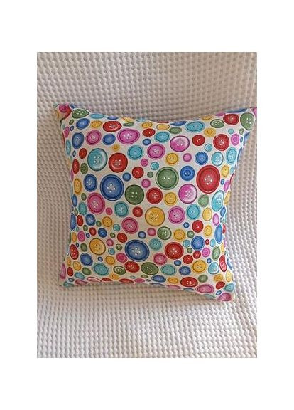 Подушка декоративна різнокольорова для крісла, ліжка, дивану Ґудзики 45*45 см Hanna (361148579)