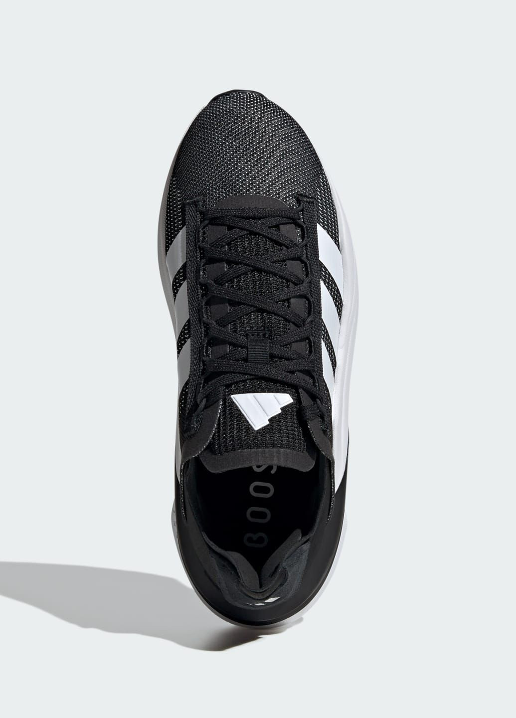 Черные всесезонные кроссовки avryn_x adidas