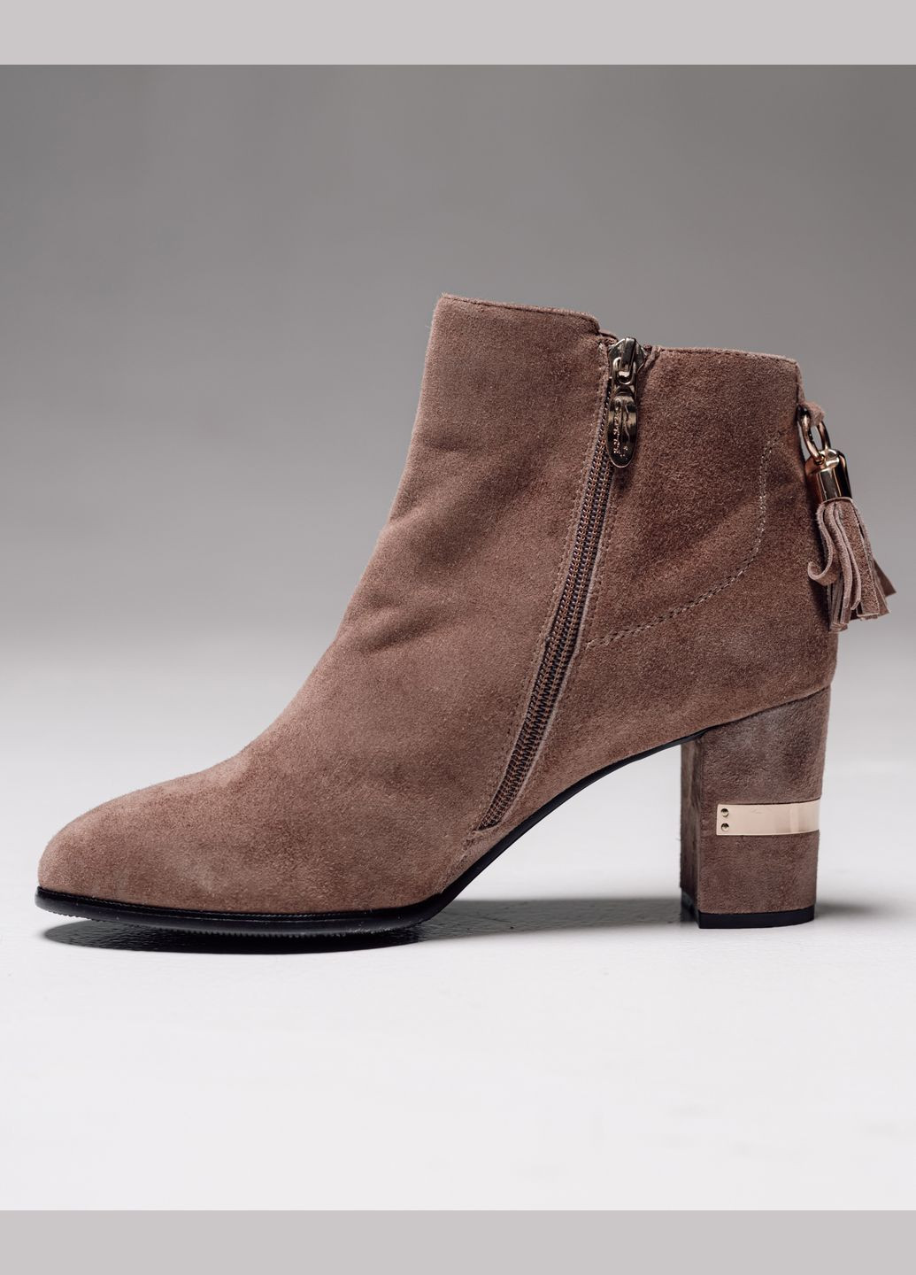 Осенние ботинки капучино замша Gotti из натуральной замши