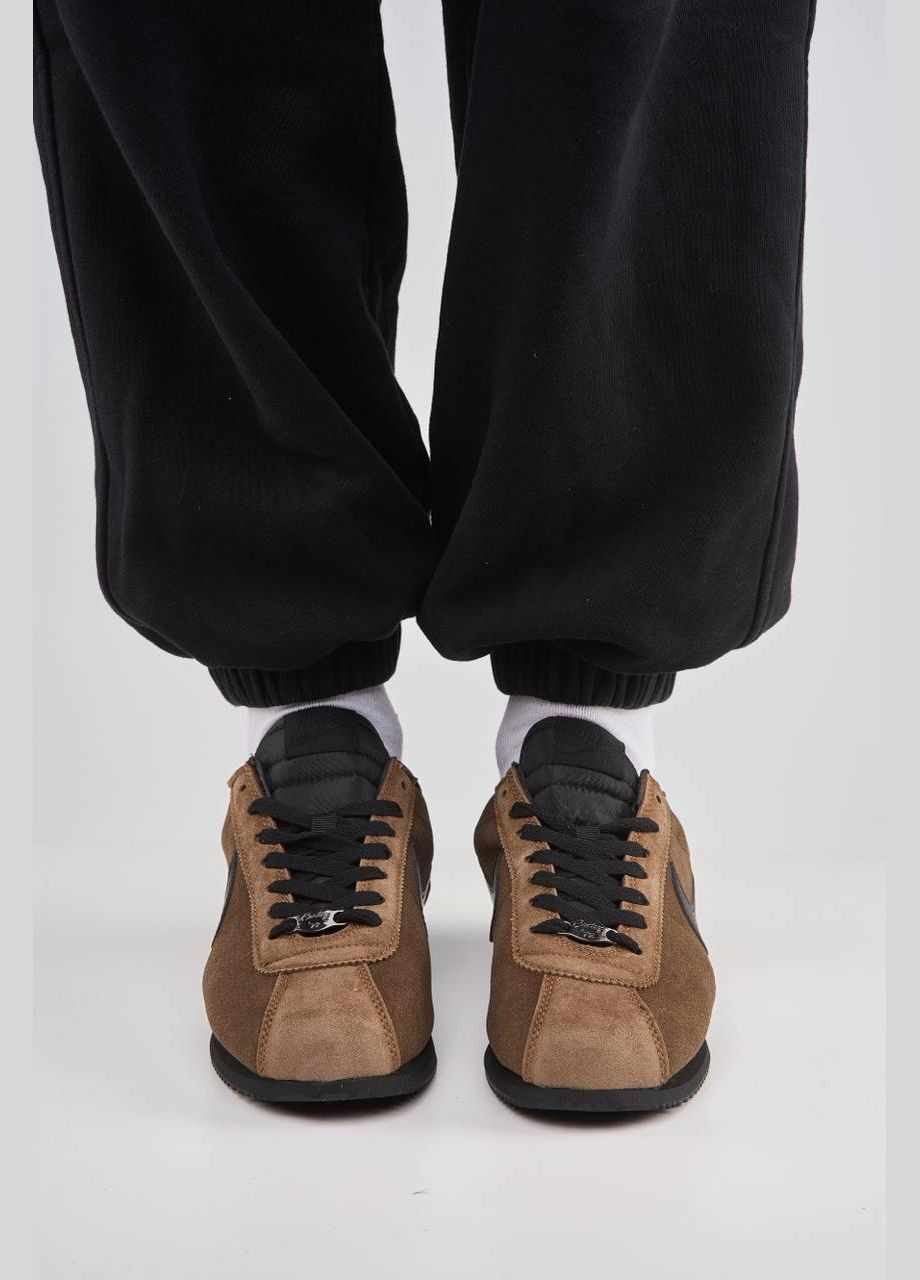 Коричневі всесезонні кросівки Vakko