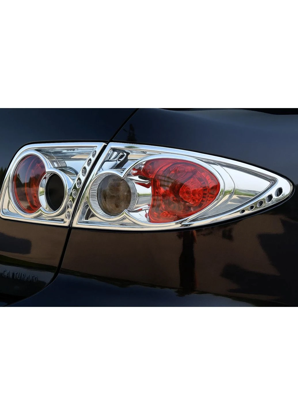 Хромированные накладки на задние фонари (2 шт., пластик) для Mazda 6 2003-2008 гг CARMOS (389779242)