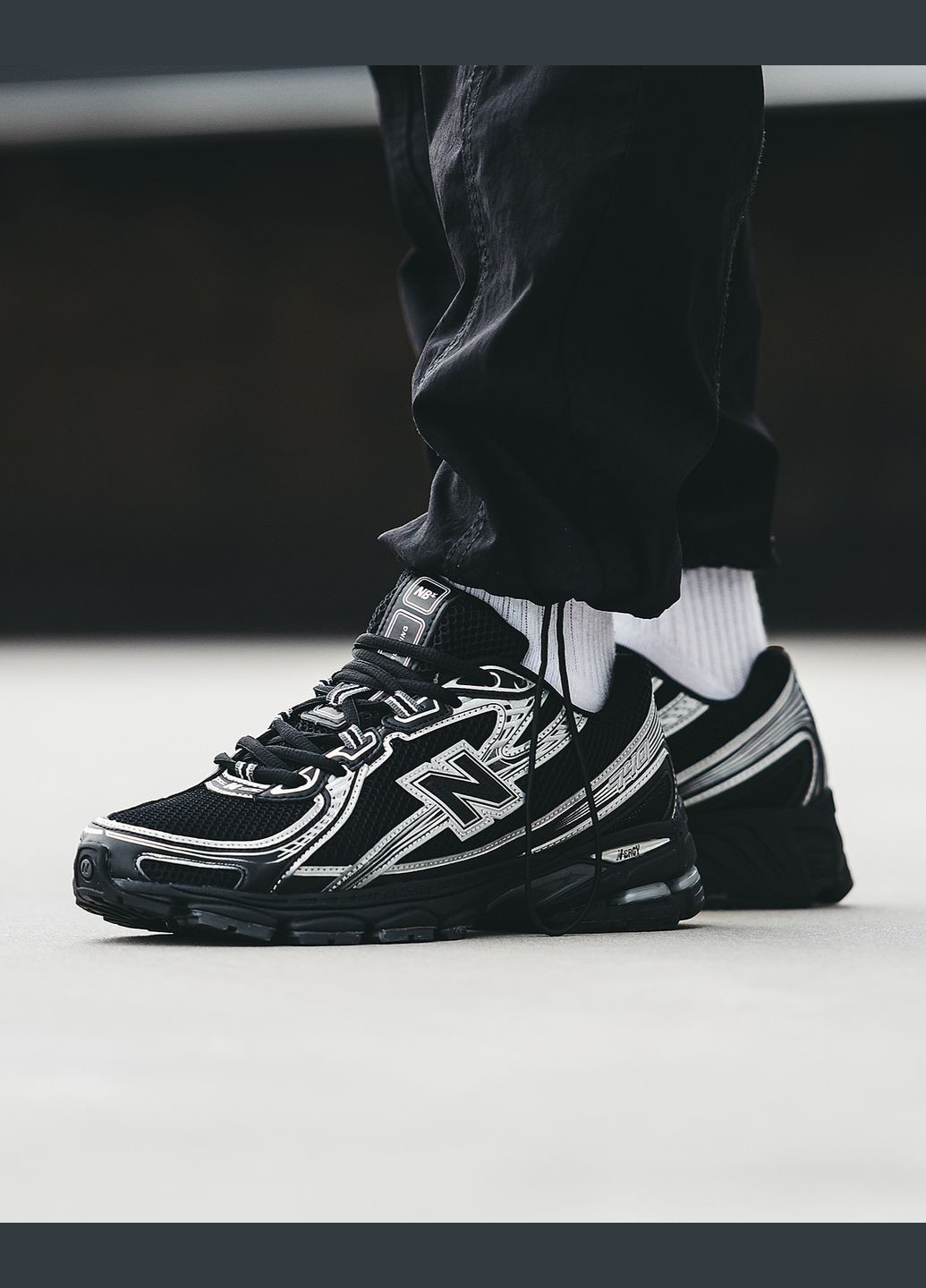 Черные всесезонные кроссовки мужские и женские new balance 740 black white | нью беланс 740 черные белые No Brand