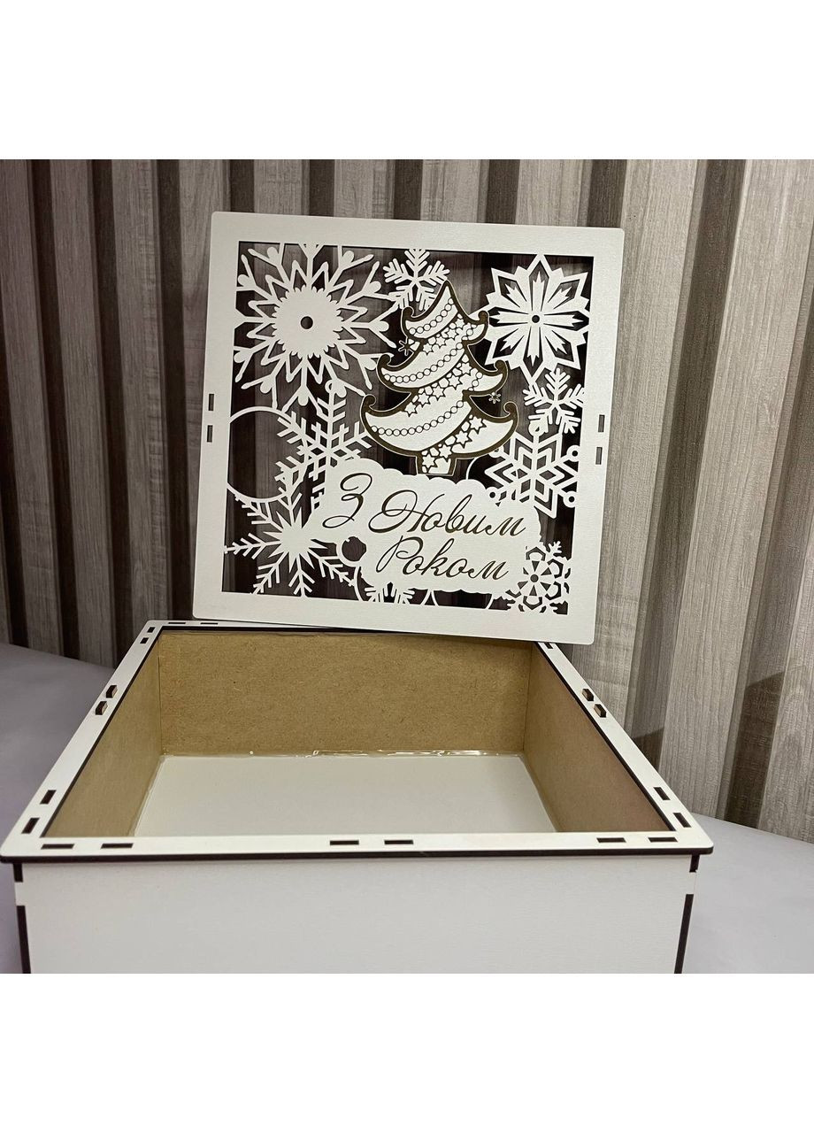 Деревянная подарочная коробка "С Новым Годом" с ёлочкой и снежинками | Новогодняя упаковка для подарков No Brand (369148515)