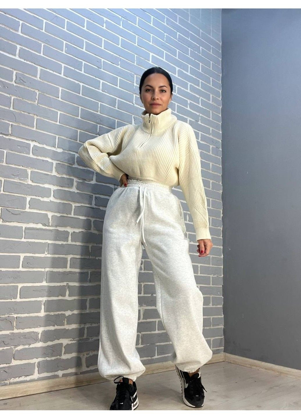 Брюки женские W 6632 спортивные джоггеры утепленные двойная белая резинка на талии светло серые No Brand (306456896)