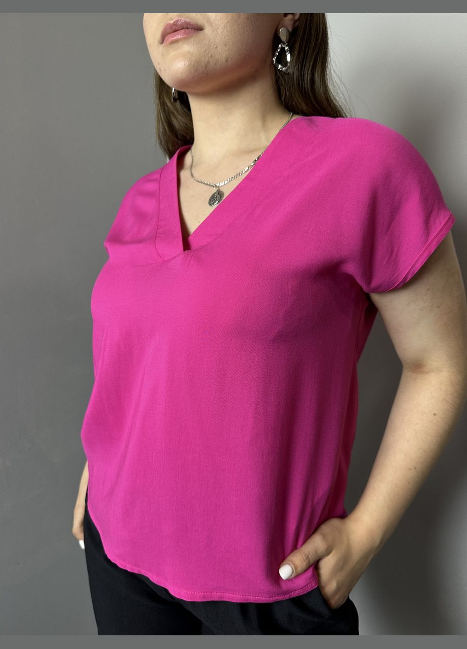Фуксинова (колору Фукія) демісезонна блуза елегантна жіноча з легкої тканини фуксія mkaz6497-2 Modna KAZKA